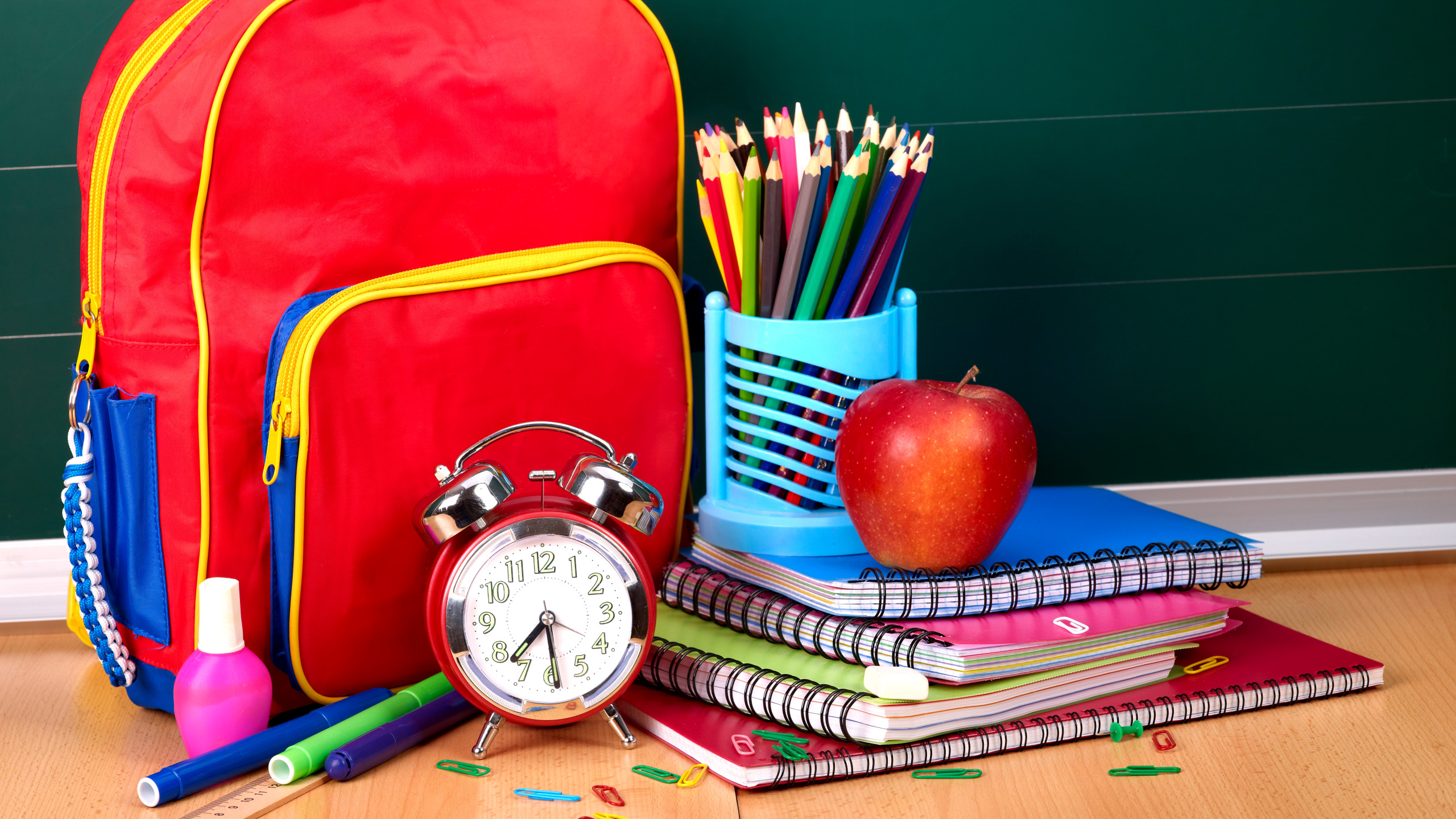 Какие школьные аксессуары можно использовать для выражения своей индивидуальности