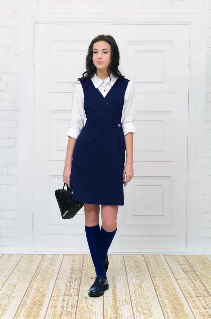 Индивидуальность и стиль: особенности школьной формы для старших школьников от "Sky Lake"