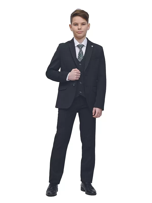 Школьная форма для младших школьников: яркие модели для ярких детей